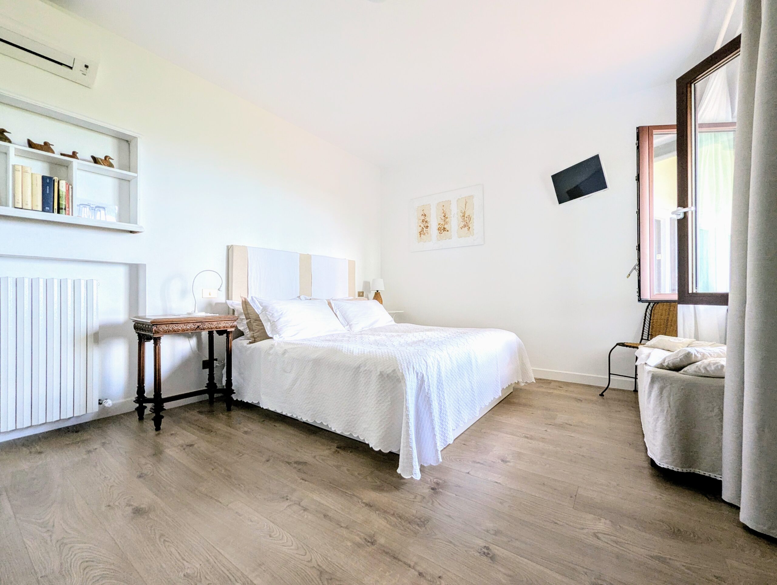 PXL_20250510_102402211.RAW-01.COVER~2